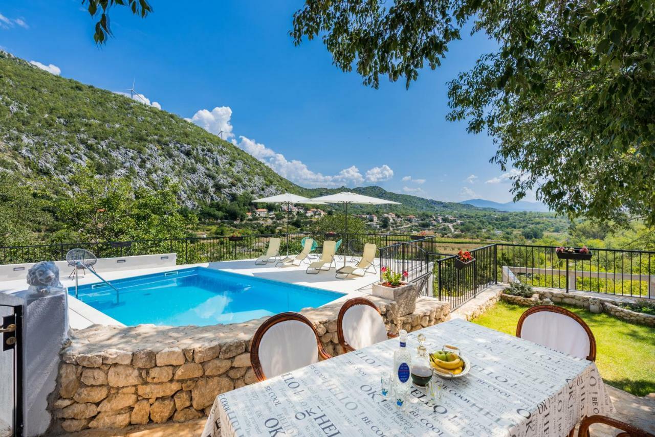 Jj Holiday home *